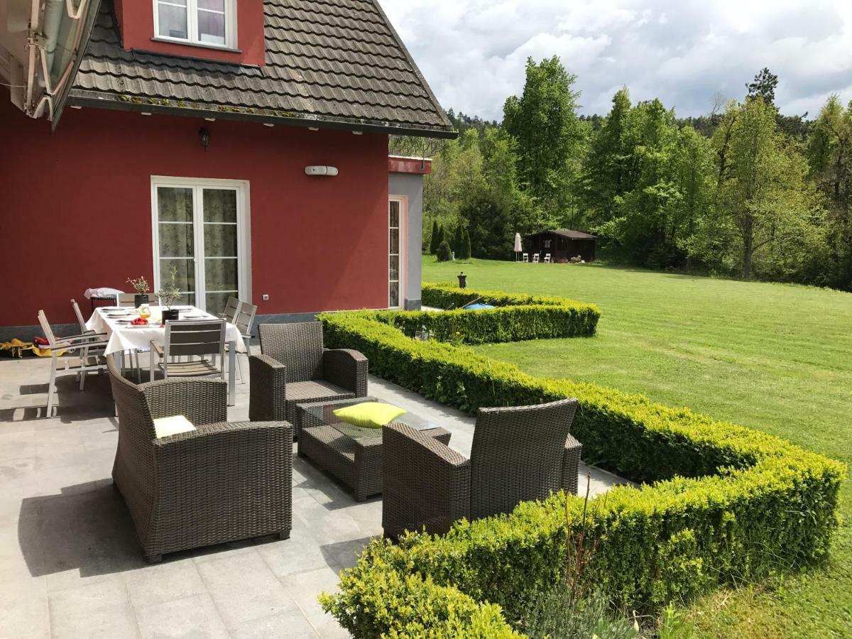 Linden Garden Apartment Postojna Kültér fotó